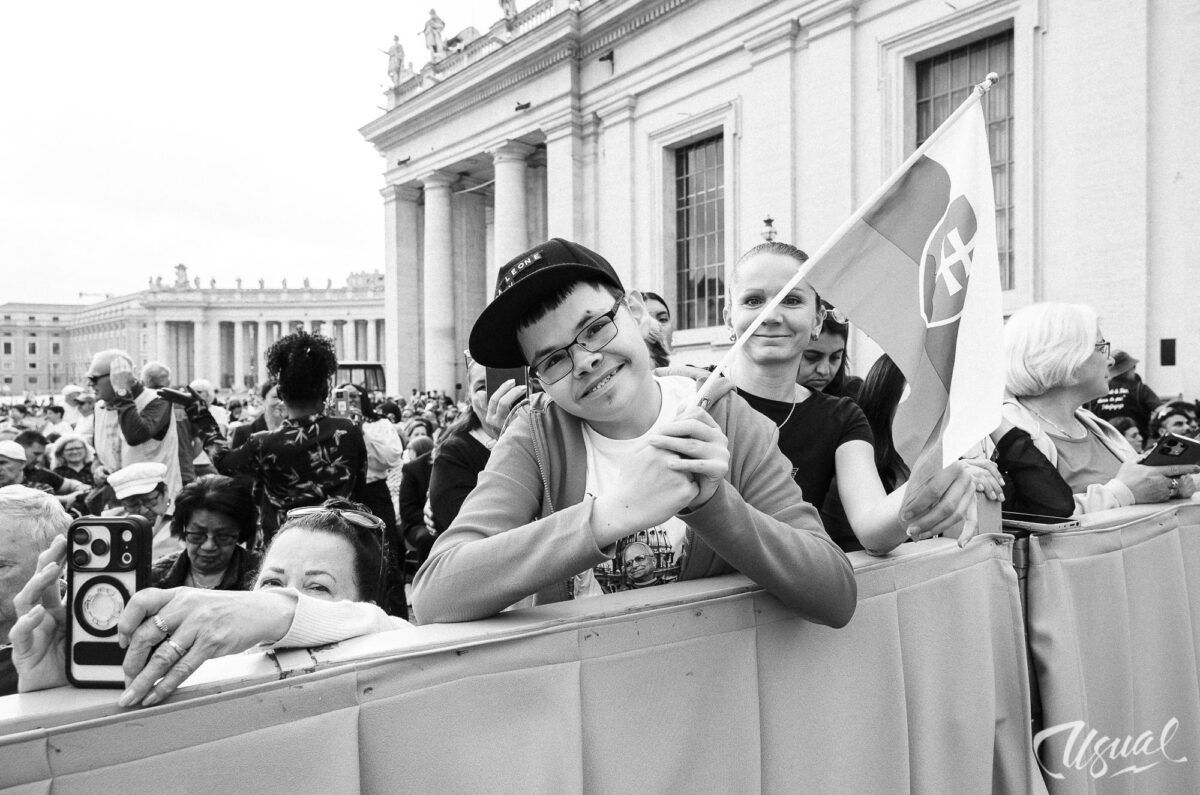 Papa Leon xiv en el Vaticano
